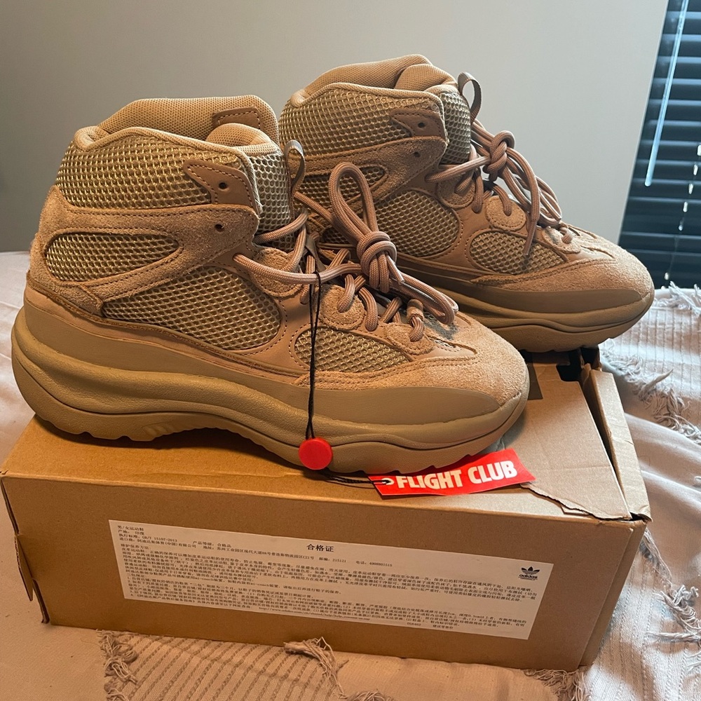 Yeezy Desert Boot Rock